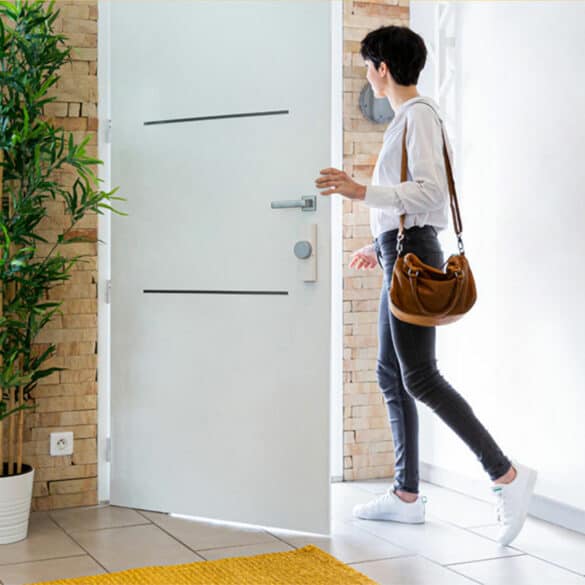 Somfy dévoile Door Keeper, sa motorisation connectée pour serrure